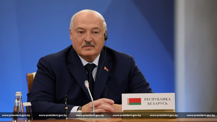 Лукашенко попросил Путина дать ему хотя бы десяток Орешников