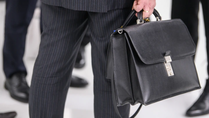 Чиновники грабили многодетных и героев СВО? Ещё одно стыдное дело