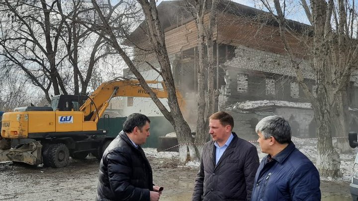 Александр Хинштейн снес в Самаре незаконное кафе Рахиб