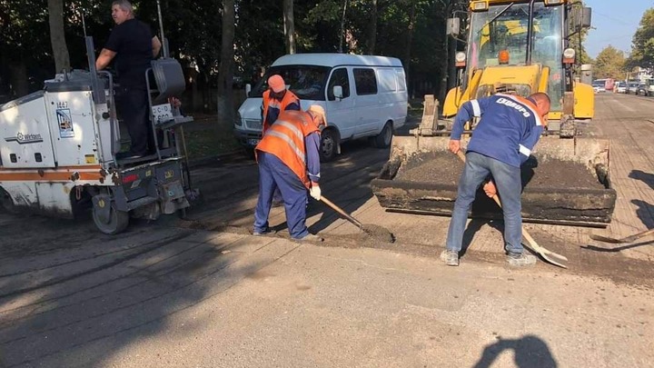 Хорошая новость для водителей из Кишинева: начат ремонт дорог к пригородам