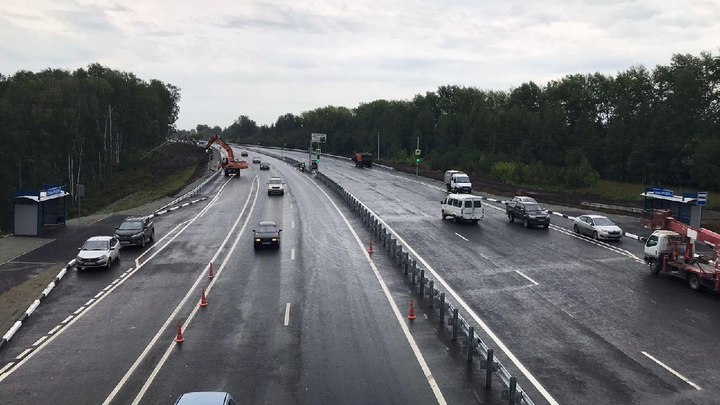 В Новосибирской области открыли движение на трассе до села Раздольное