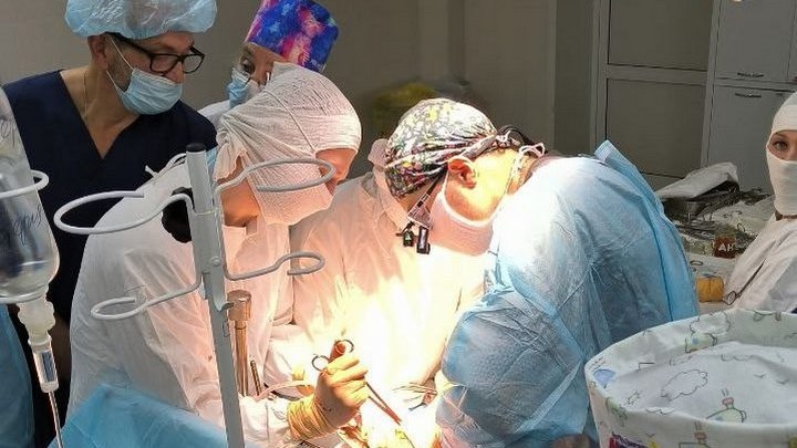 Хирурги впервые провели операцию по пересадке печени в Новокузнецке