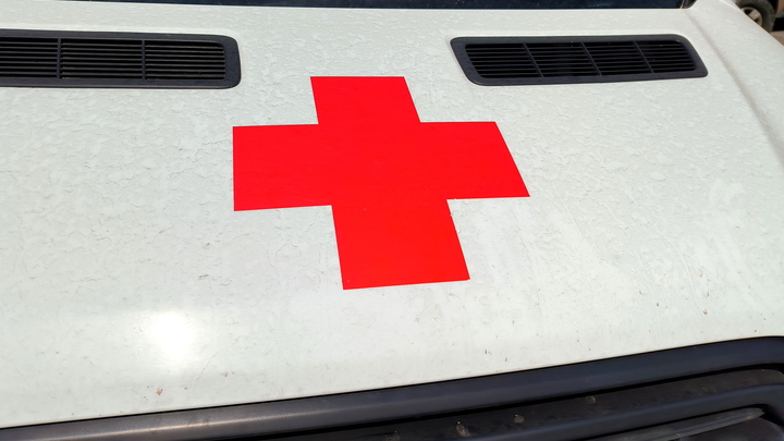 Выпал из окна со сковородой в руках и оказался в реанимации:что известно о здоровье сына Ефремова