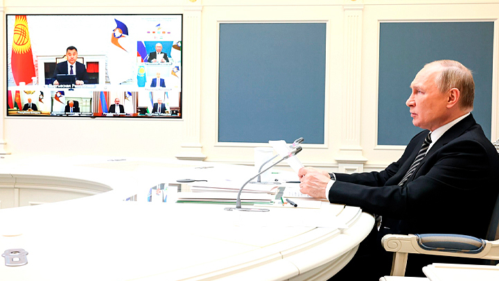 Большая Евразия накидывает пояс на шею Западу: Стал известен новый мегапроект Путина