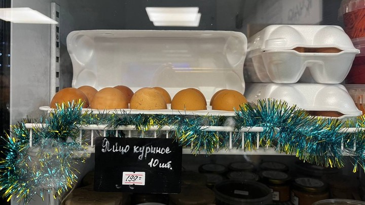 В России приняли первую поставку куриных яиц из Азербайджана весом 36 тонн