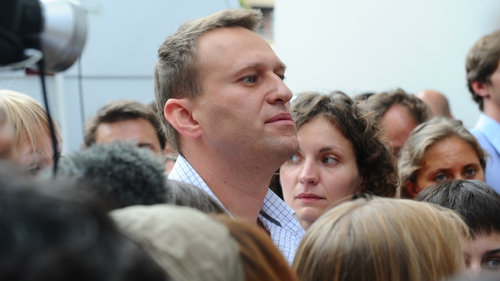 Теперь официально: Навального включили в перечень связанных с терроризмом