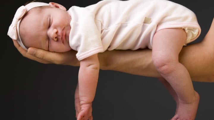 Вплоть до уголовки: В России могут жёстко наказать даже за рекламу рынка суррогатных матерей