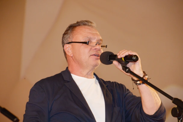 Mash: Организатору голой вечеринки Мишину грозит 10 лет колонии за наркотики