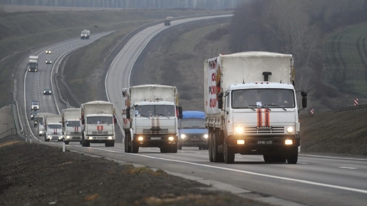 Петербург отправил пострадавшим жителям Донбасса 40 тонн муки