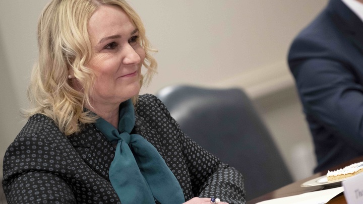 Мне не жалко ни дочь, ни отца: Чешского министра пообещали отрезвить. Станет горько