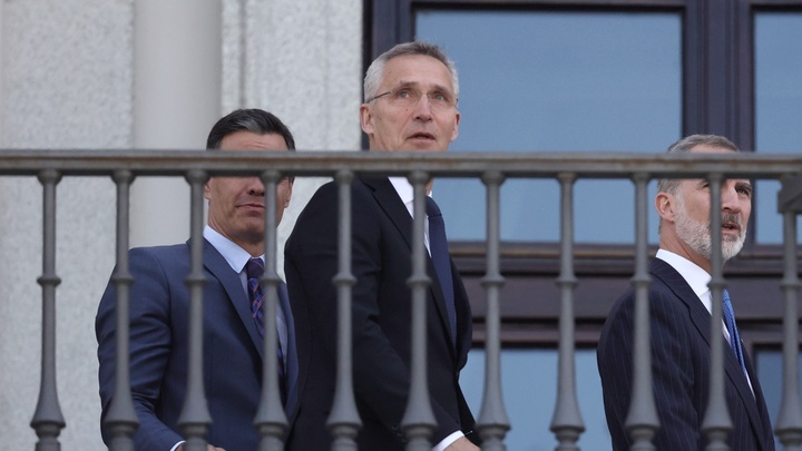 Столтенберг срочно отменил свой визит в Германию. Причина - лишай