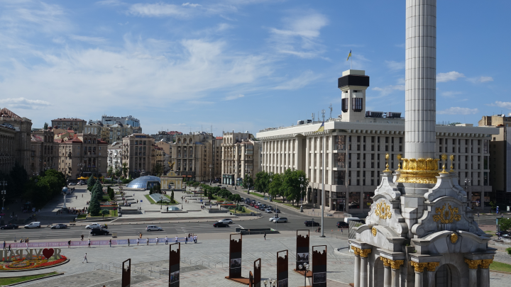 Политический кризис в Киеве: старые элиты готовы к переговорам с Москвой