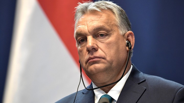 На чистом русском: Глава МИД Словакии послал матом венгерского премьера Орбана