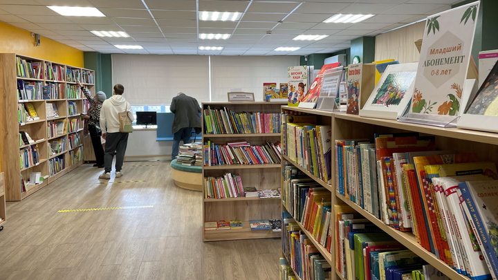 Не только Лето...: Активисты нашли подарок из США для русских детей