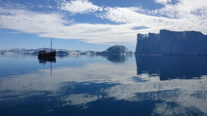 Секретная база врага: Русские лётчики потеряли дар речи, приоткрыв дверь