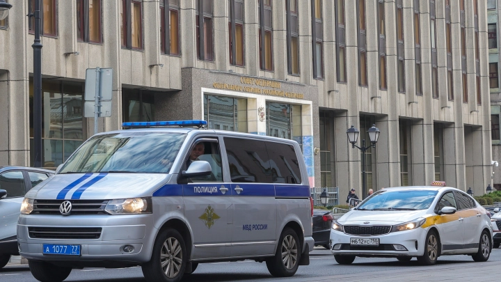 Стройка века и финансовый скандал: Глава ВолгаДорСтроя задержан по делу о мошенничестве. Есть ли связь с М-12?