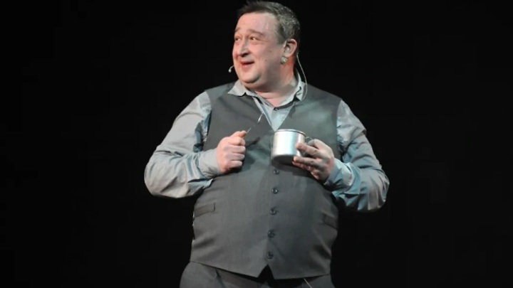 Актер Сериалов «Содержанки» и «Закон и порядок» умер через день после своего 50-летия