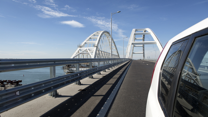 Ситуация на Крымском мосту 25 июля 2023: где организовано реверсивное движение