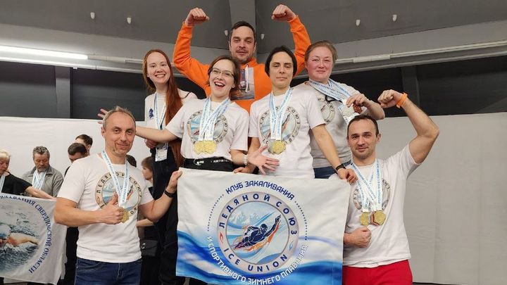 Пушкинский пловец привёз из Петербурга восемь медалей
