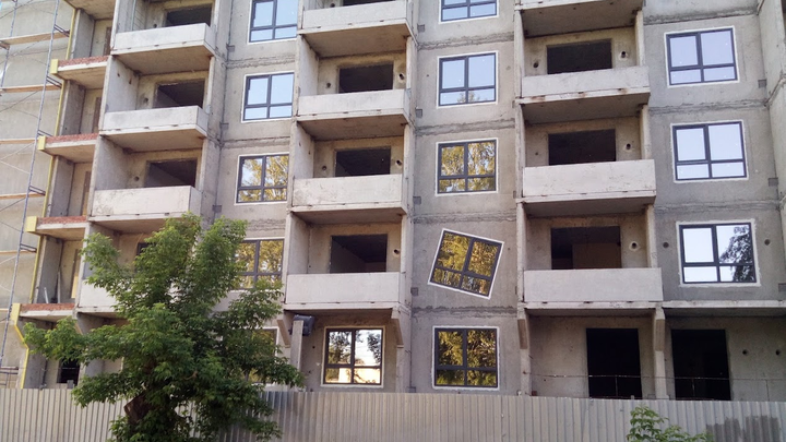 Мэр Новосибирска опроверг снос долгостроя на улице Связистов