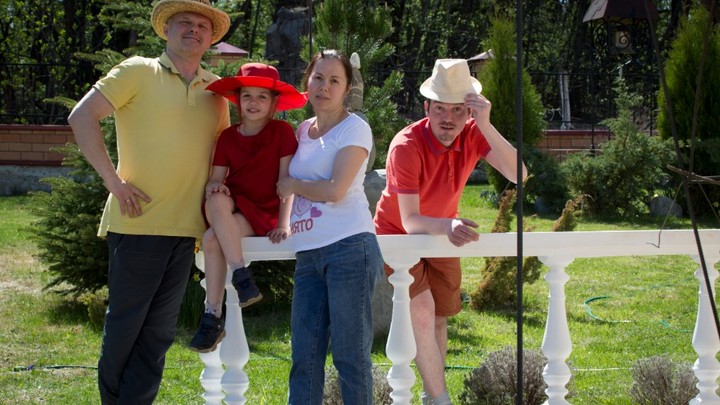 Земля за крепкую семью: В России предлагают бесплатно раздавать участки после 10 лет брака