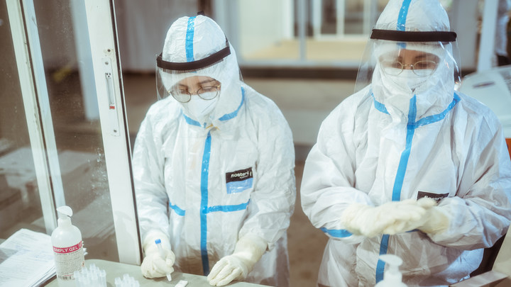 В Русской Церкви поддержали отказ от ковид-паспортов