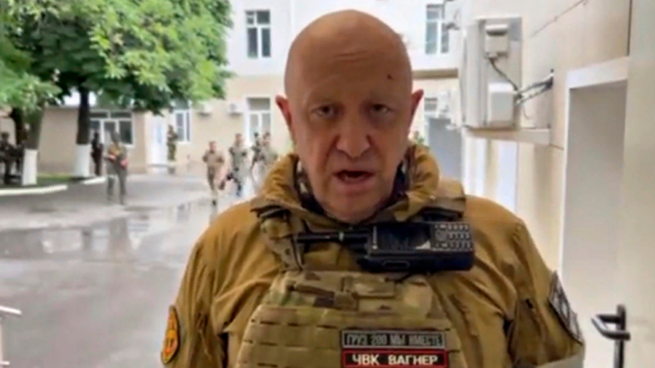 Был ли Пригожин в Петербурге? Репортёры намекнули: Приглядитесь к телохранителю