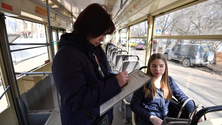 Жителям Подмосковья необходимо до 25 августа продлить карты Стрелка для учащихся