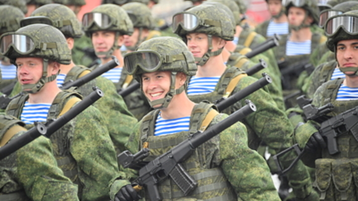 Минобороны показало кадры, как русские остановили атаку украинских военных