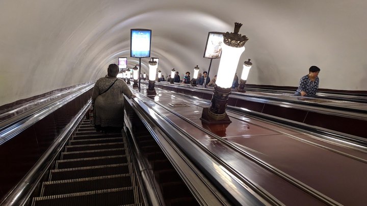 В Новосибирске нашли способ в разы быстрее отремонтировать эскалаторы метро