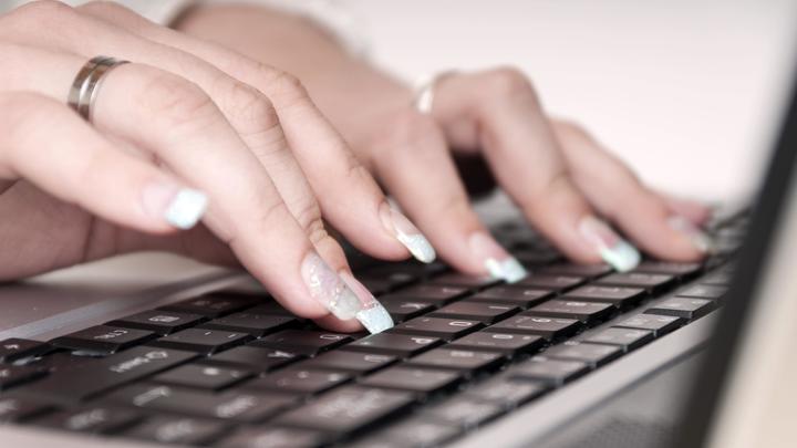 Не спешите глотать валидол: Сердечников спасёт простое упражнение с мизинцем