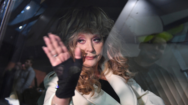 Гордон* слил фото с Пугачёвой в Киеве