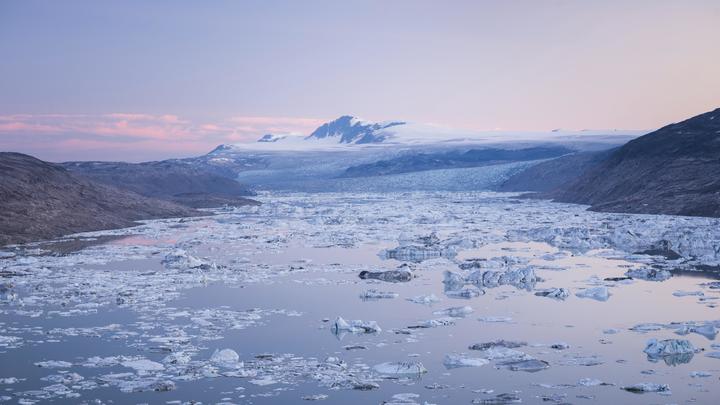 США вновь примеряются к Гренландии из-за... русских