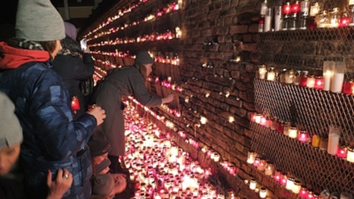 В Кремле отказались играть в кошки-мышки с провокаторами с фонариками