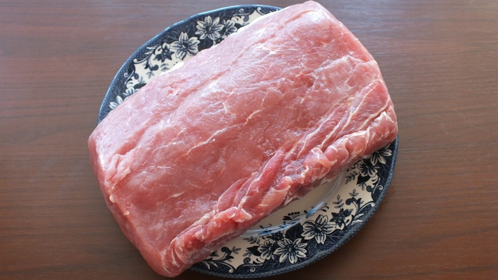 В Госдуме назвали способ остановить рост цен на мясо и молоко