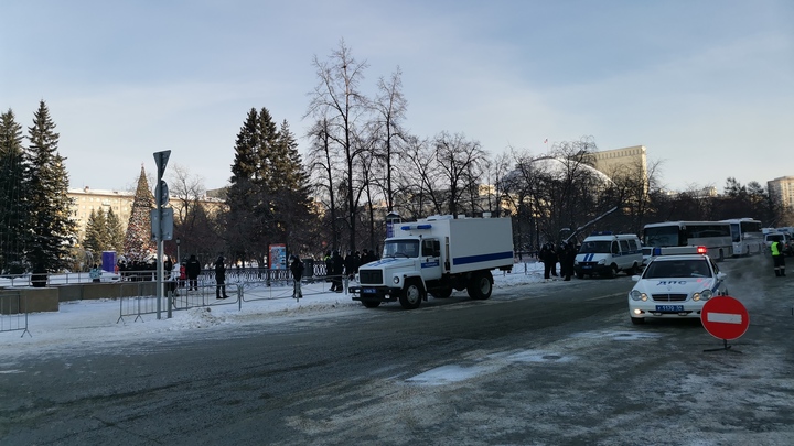 В Новосибирске между двумя водителями возник конфликт из-за разного толкования правил парковки