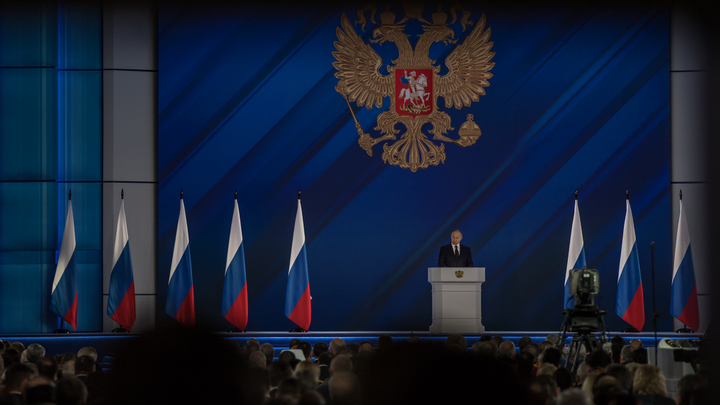 За нашей спиной готовился совсем другой сценарий: Путин заявил о крючкотворстве Запада