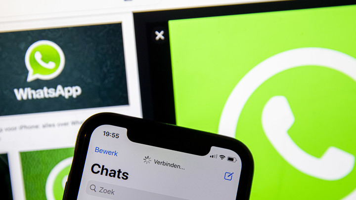 Пока без звонков: Мессенджер WhatsApp постепенно возвращается к работе