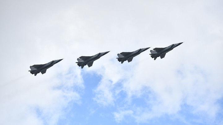 В небе стратеги ВКС: Россия осуществила удар возмездия