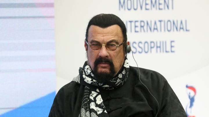 Ветераны России предложили Сигалу всестороннюю помощь в отправке на СВО