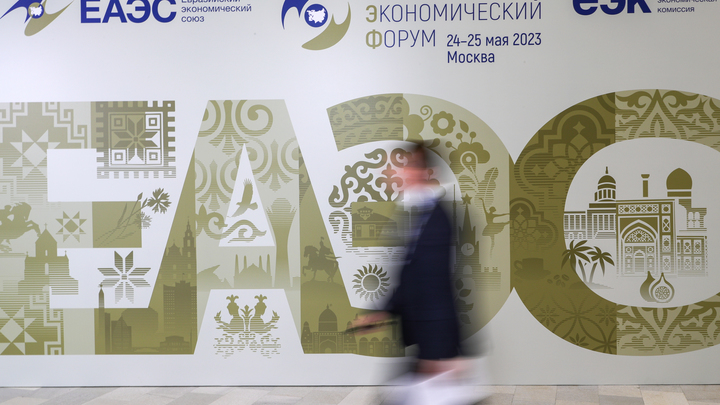 Симонян попросил Пашиняна принять палочку от Путина, назвав вескую причину