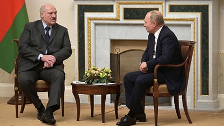 Лукашенко рассказал, как Путин поклялся ему защитить Белоруссию