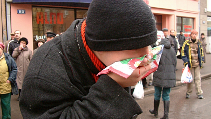 Жители посёлка Кольцово второй год жалуются на сильный запах фекалий