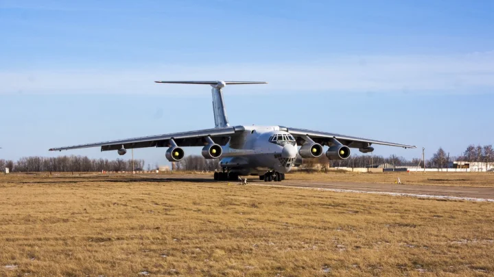 Мелочь, а убивает. Русским самолётам грозят не только украинские ракеты. Постарались свои