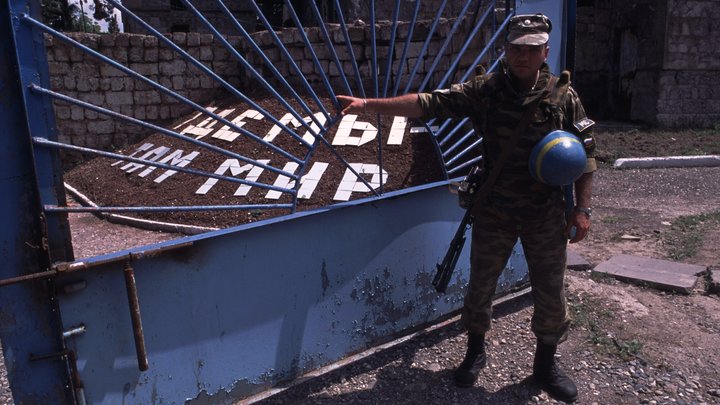 Абзалов: Россию пытаются втянуть в карабахский конфликт, но будет как в 2008-м в Грузии