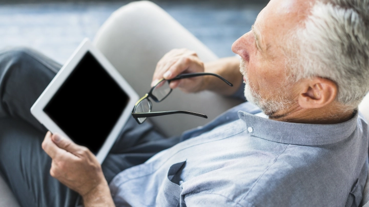 Американцы массово выбирают выход на пенсию вместо борьбы с нейросетями