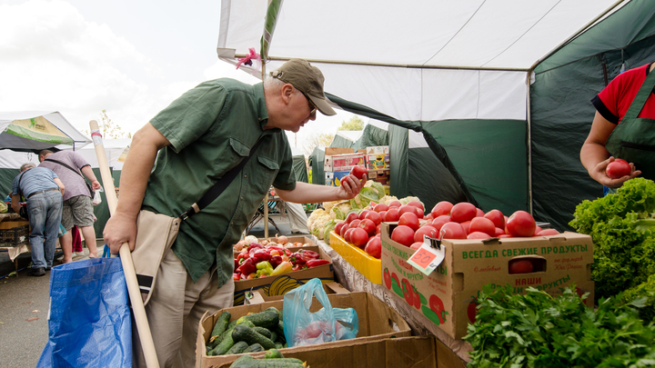 Жителей Краснодару в субботу ждут на шести ярмарках выходного дня
