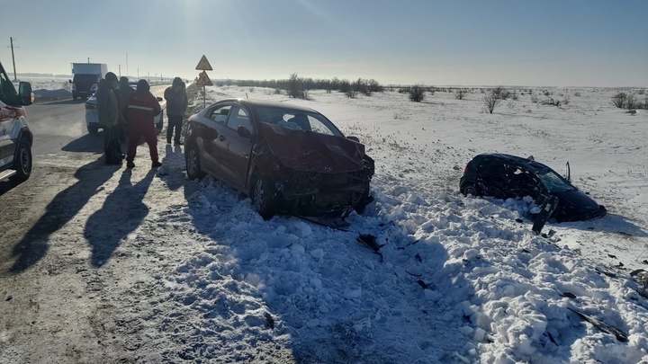 В смертельном ДТП на трассе в Челябинской области погиб пассажир Hyundai Getz
