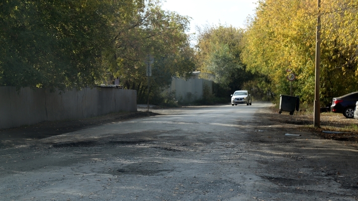 В Кургане за 400 млн руб отремонтируют улицу, на которую жалуются водители
