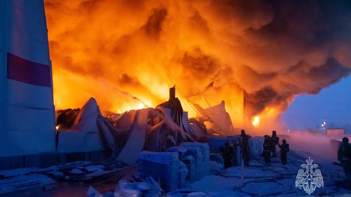 Пожар на складе Wildberries тушили больше 30 часов: Пора раскрыть неудобные факты